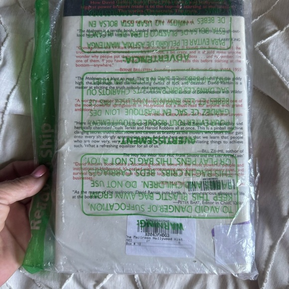 Mailroom hardback book - Picture 4 of 4